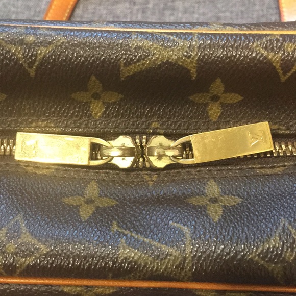 Louis Vuitton City Bag - Picture 7 of 8